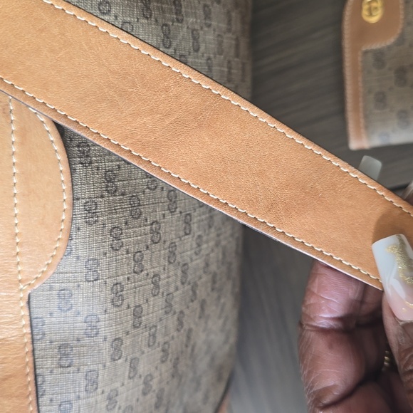 Gucci Gold and Tan Leather Vintage Bundle With Matching Eyeglass Case - Picture 5 of 17